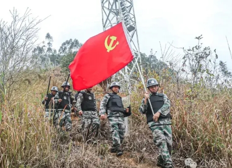 肩负使命 永不止步——富宁田蓬联防所谱写守边护国新篇章